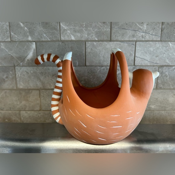 Ceramic Lemur Flower Pot - Picture 3 of 3